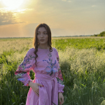 Сукня-вишиванка рожева Троянди