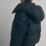 Voluminous short winter jacket