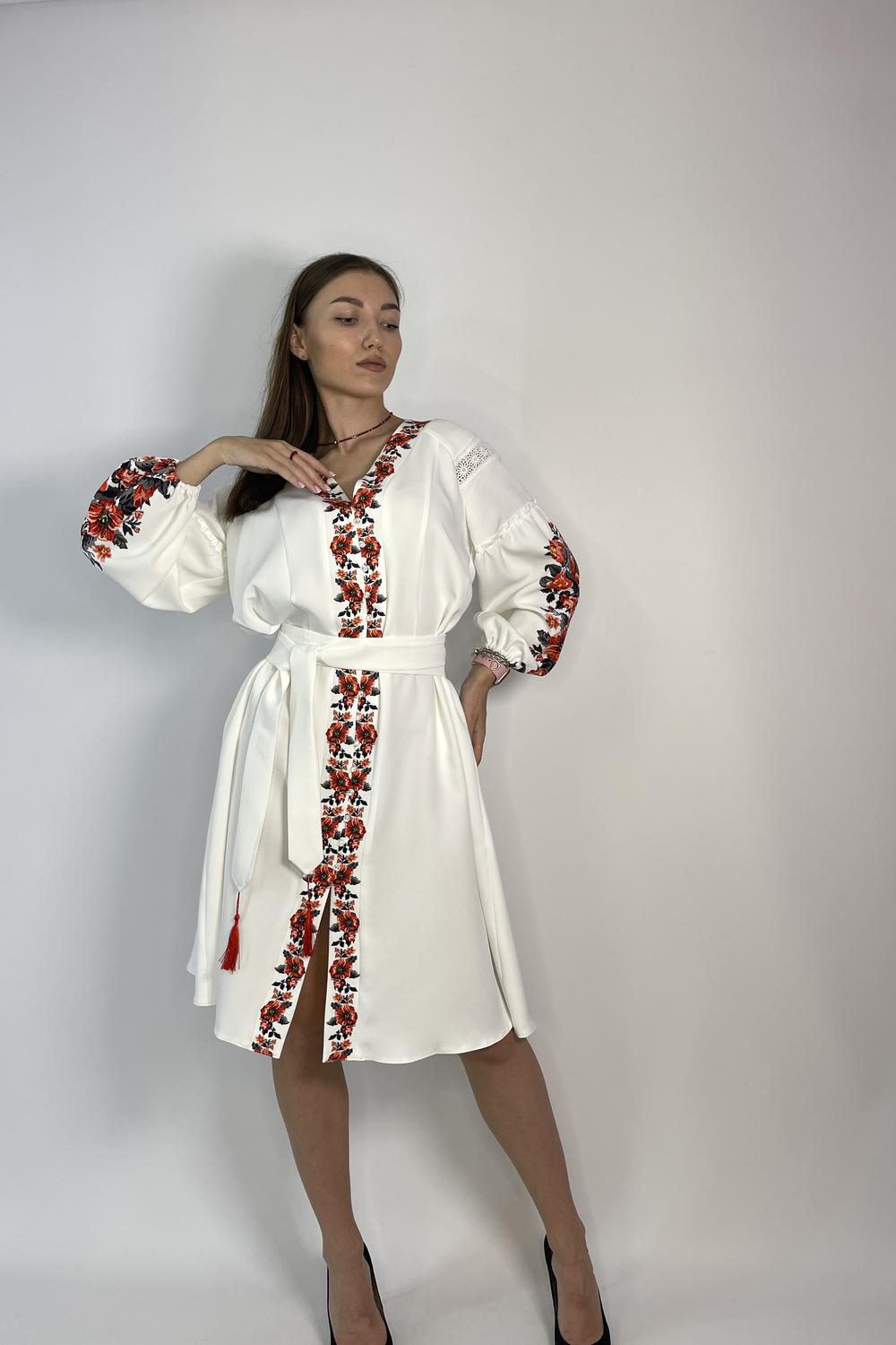 Сукня біла з синіми квітами Hardy