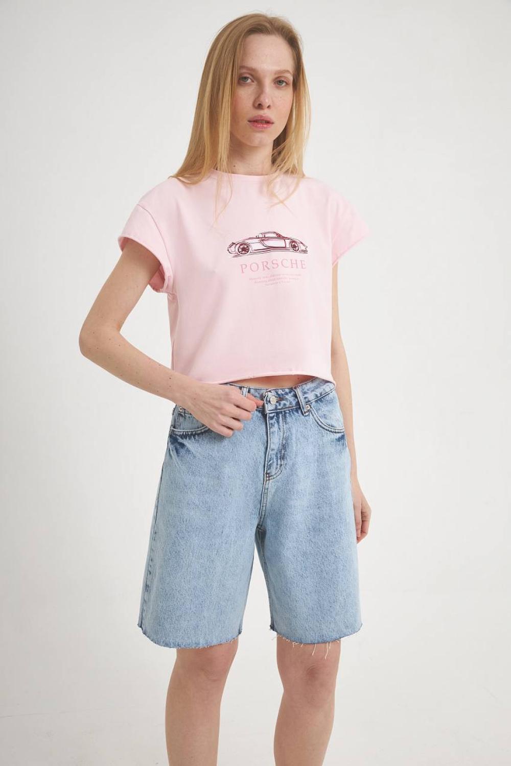 Roger's shirt is cropped