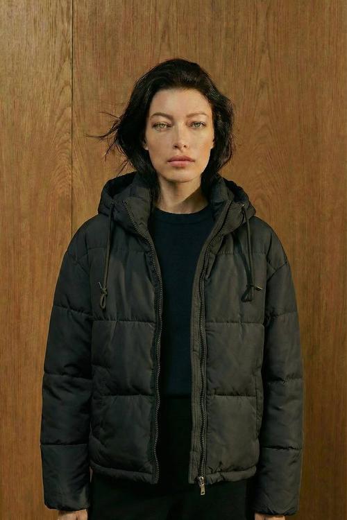 Куртка жіноча чорна демісезон 8018-black-KR-realiz