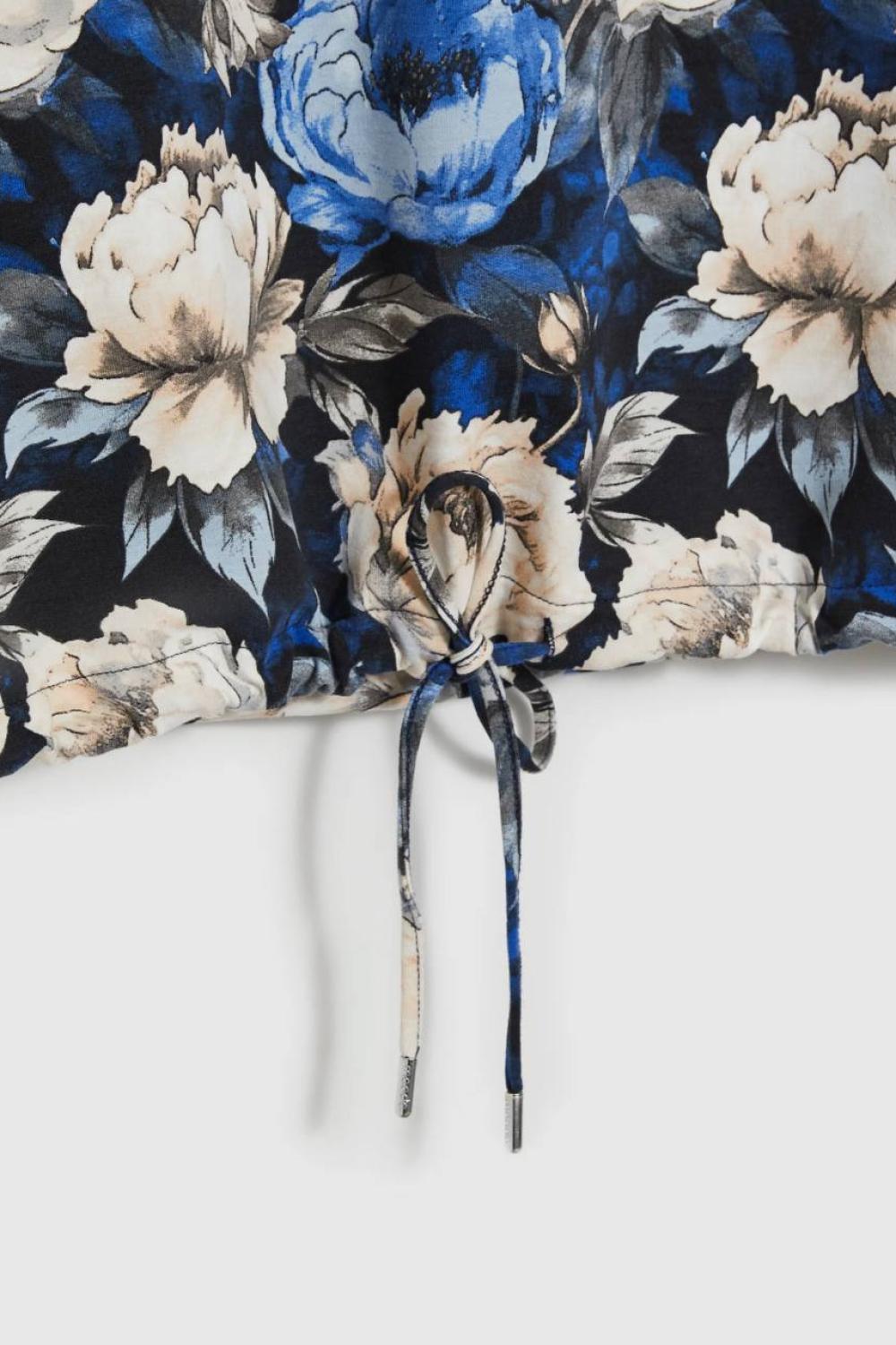 Floral print blouse