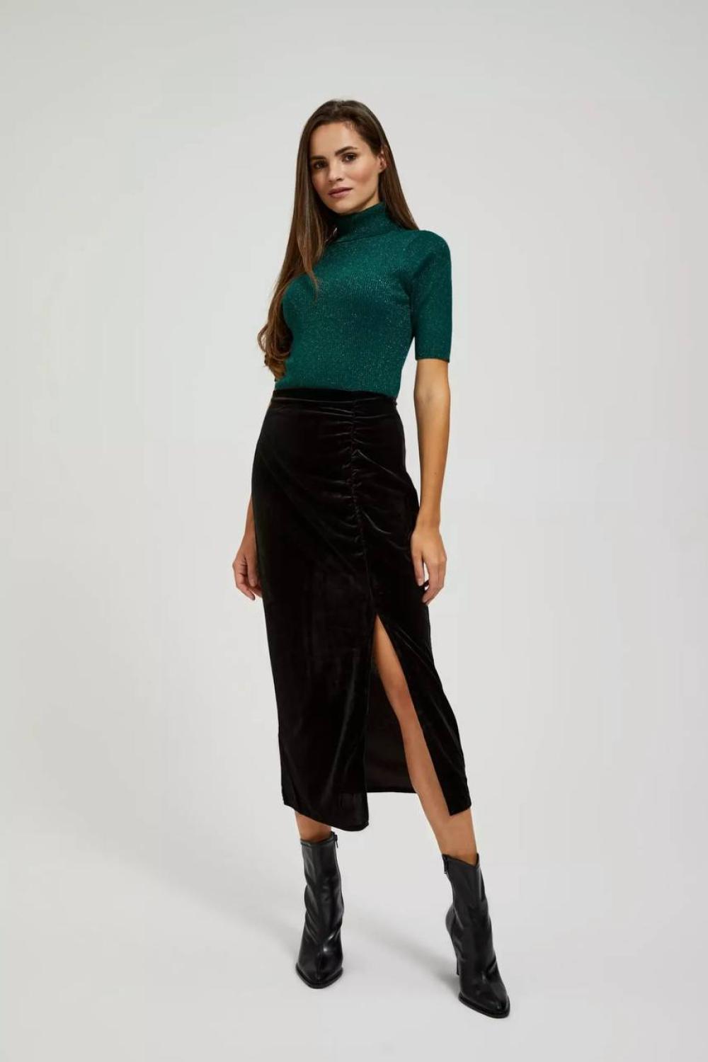 Black skirt with velour slit Z-SC-4215-L-realiz
