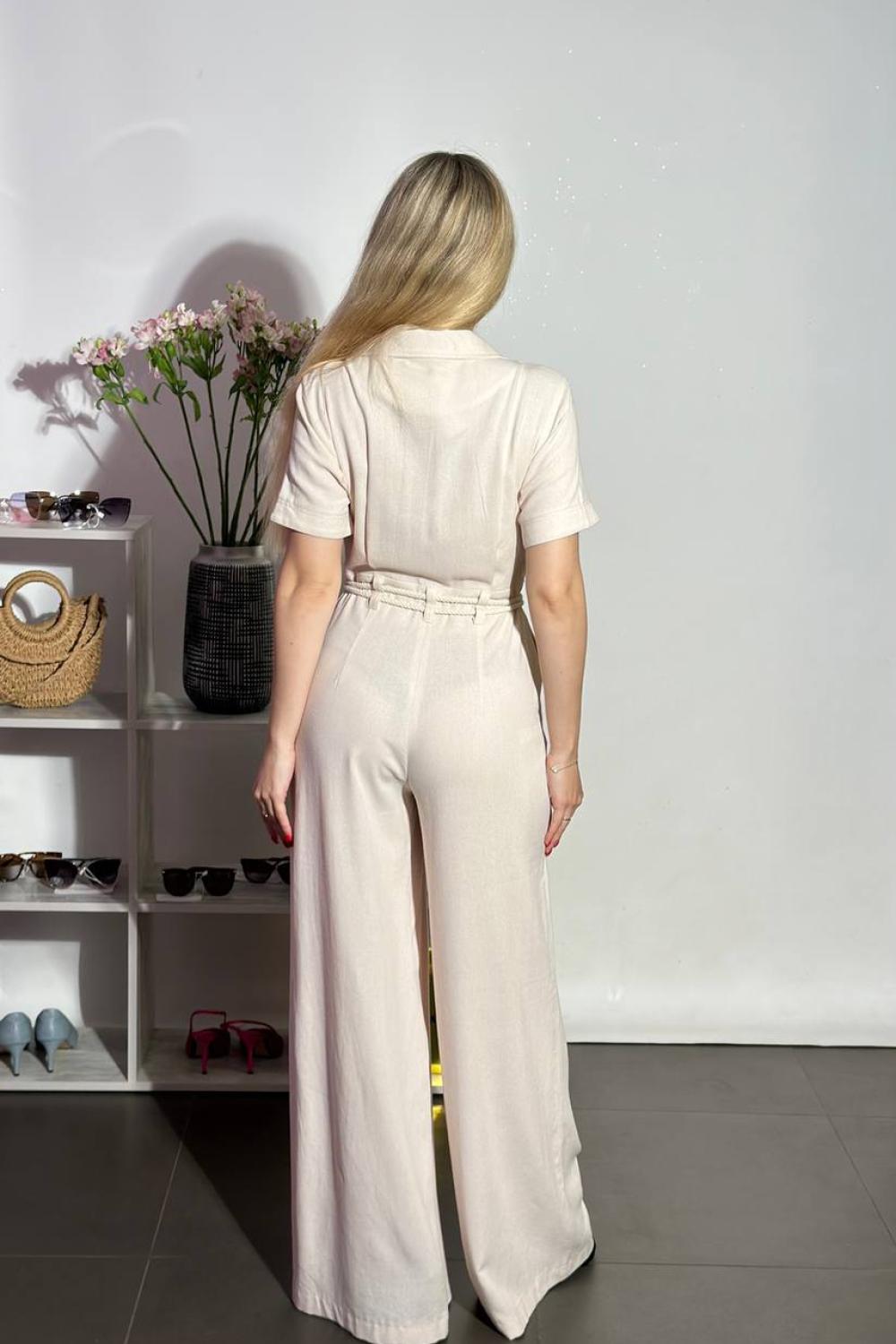 Jumpsuit made of milk linen