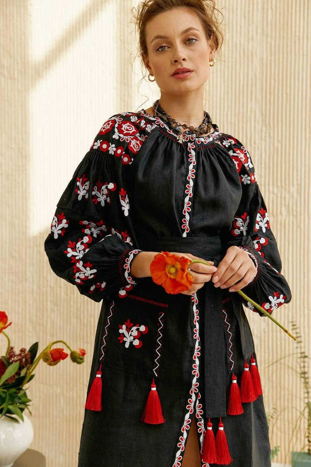 Cукня-вишиванка жіноча лляна чорна Мальва EMBROIDERED GEM