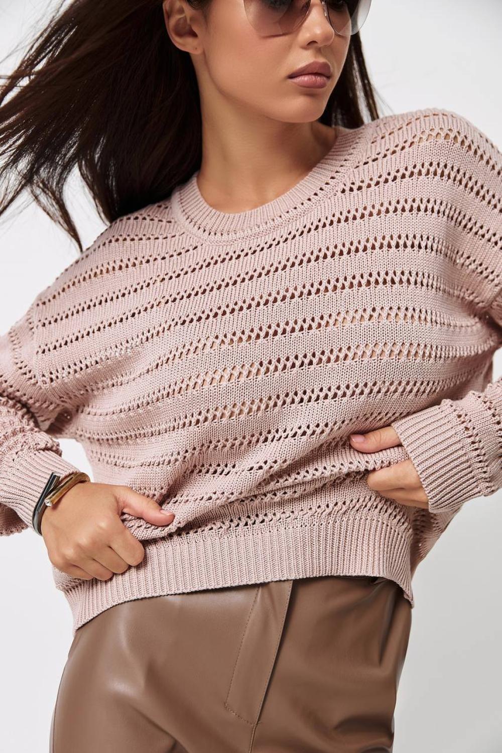 Openwork jumper in powder color