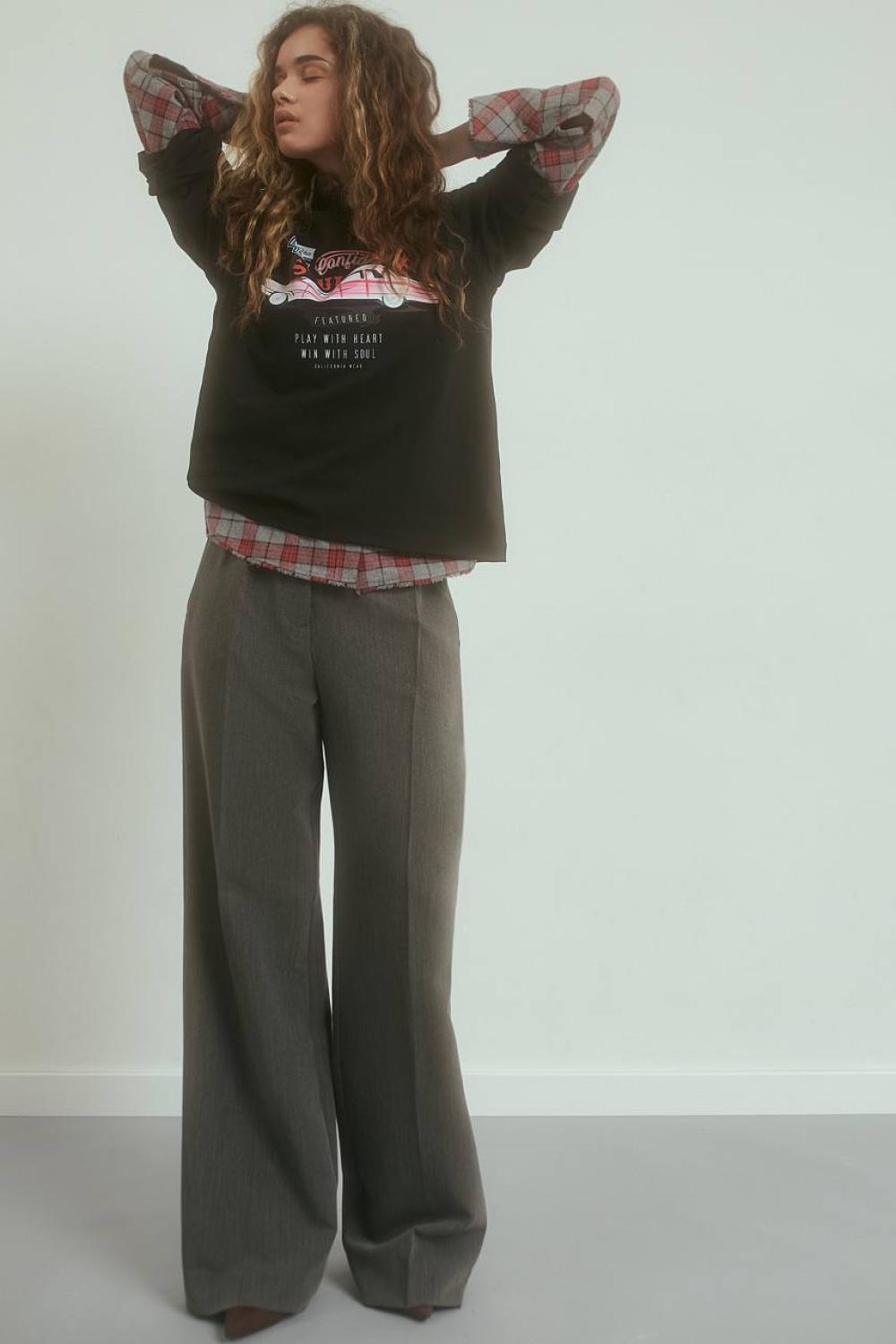 Classic straight trousers in graphite color