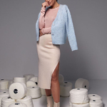 Pearl-colored knit skirt