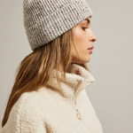 A beige hat