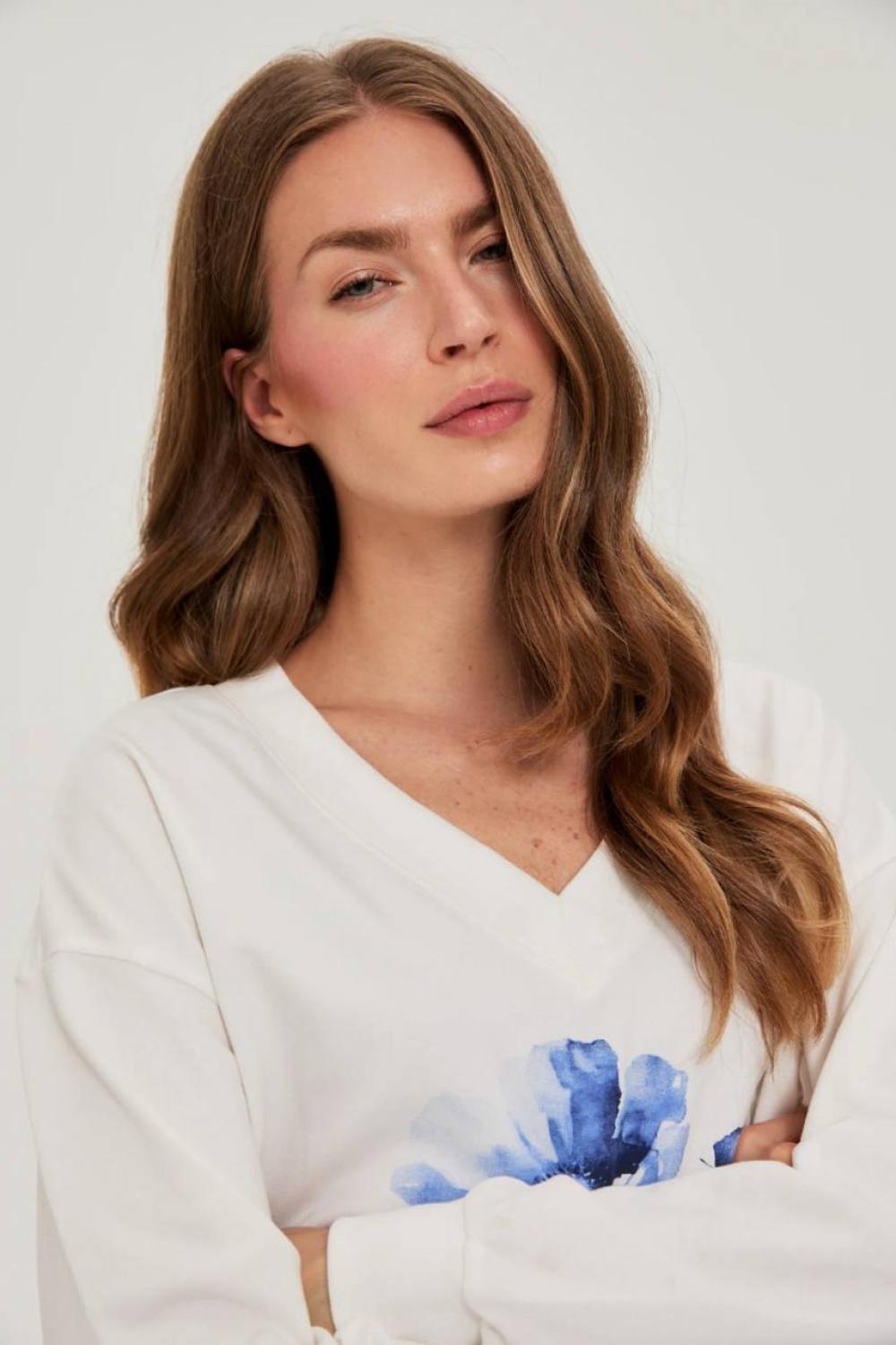 White sweatshirt with print