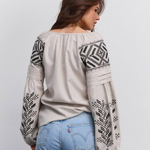 Beige embroidered shirt with black embroidery 35352_black