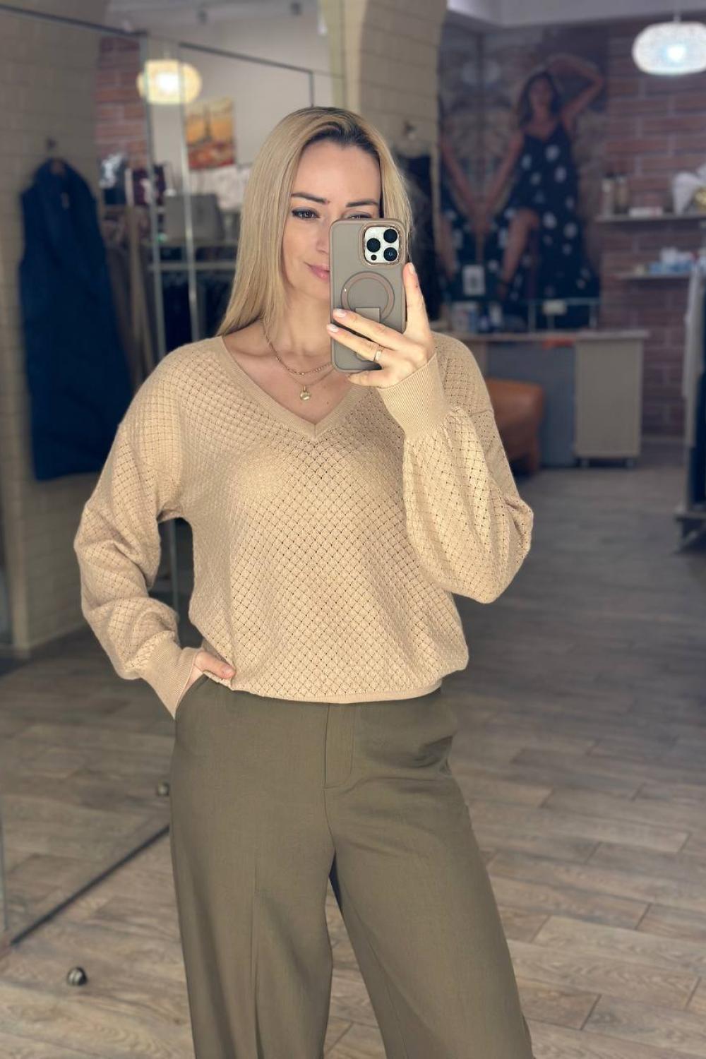 Beige sweater LASST39-K-Realiz