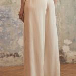 Wide milk pants made of linen