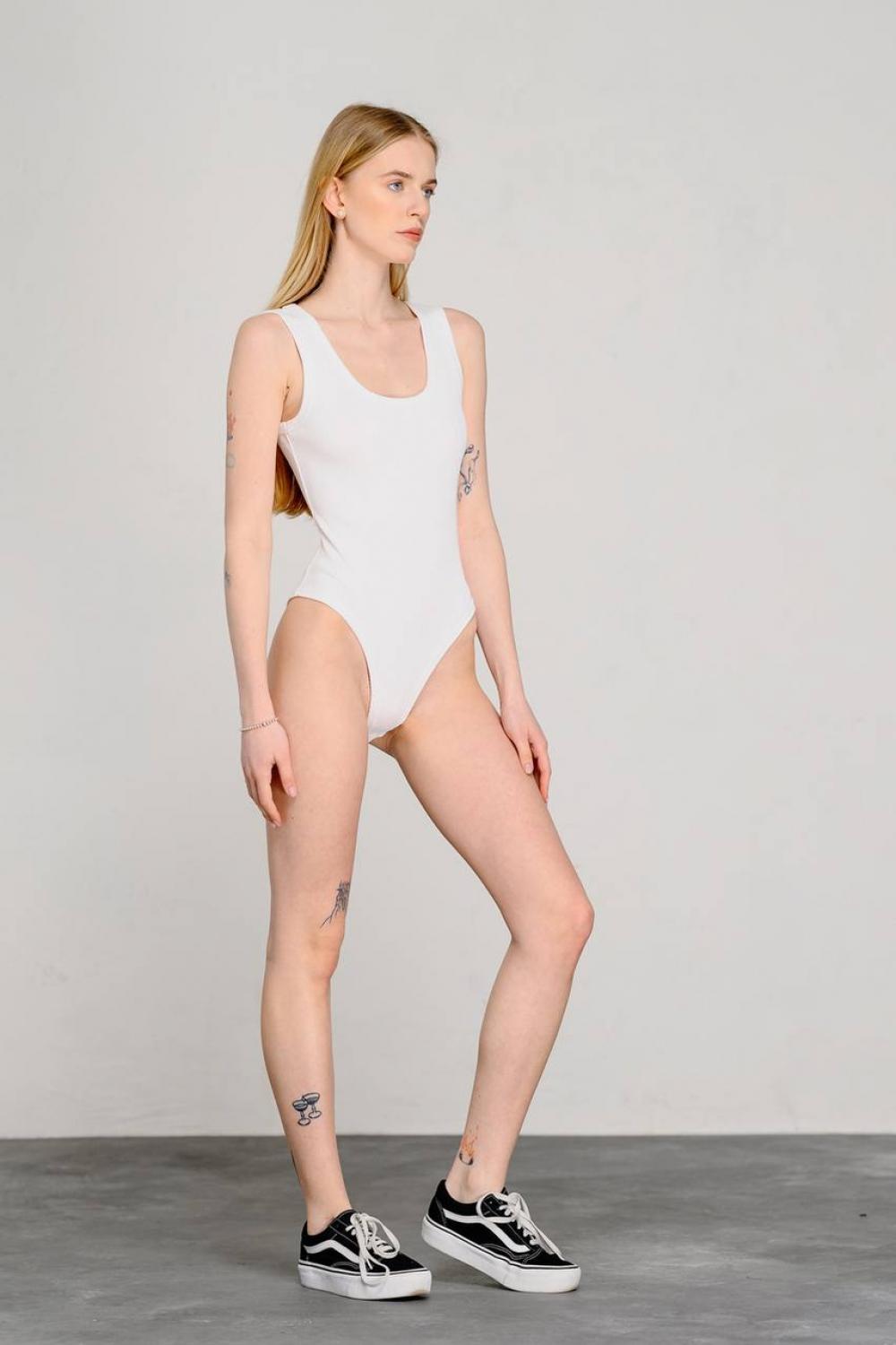 Body white classic 6457 AZURI