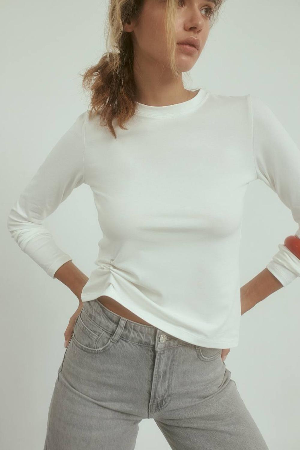 Basic milk longsleeve