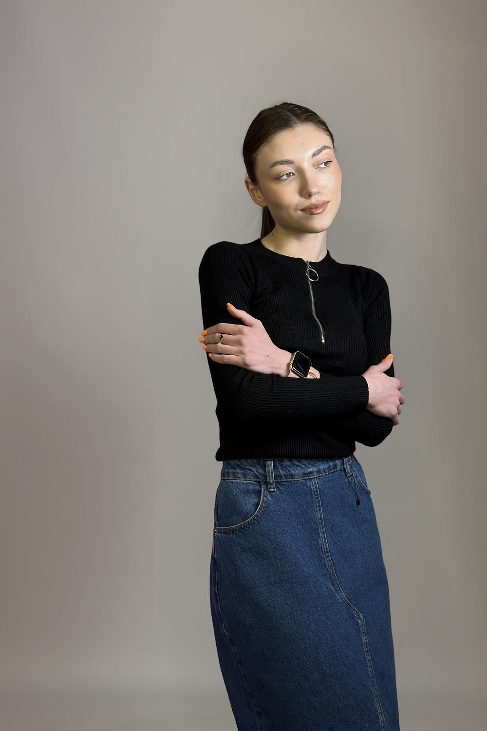 Кофта чорна з блискавкою Solmar