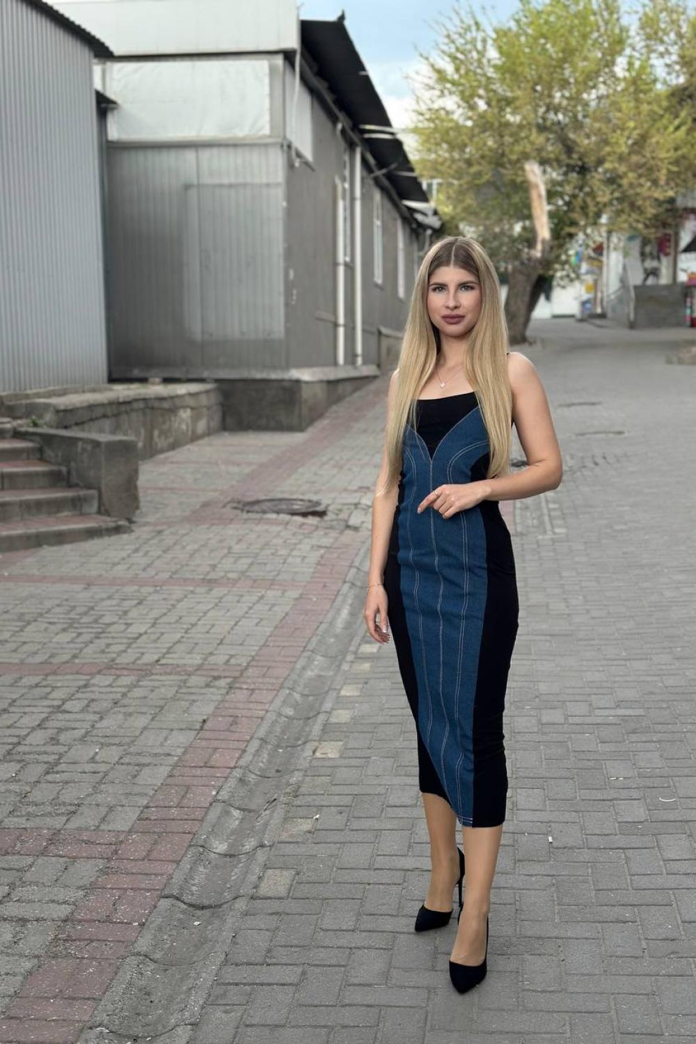 Сукня джинсова міді