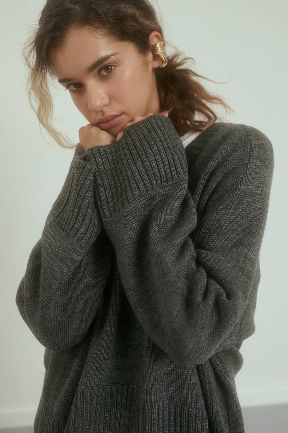 Loose dark gray wool jumper