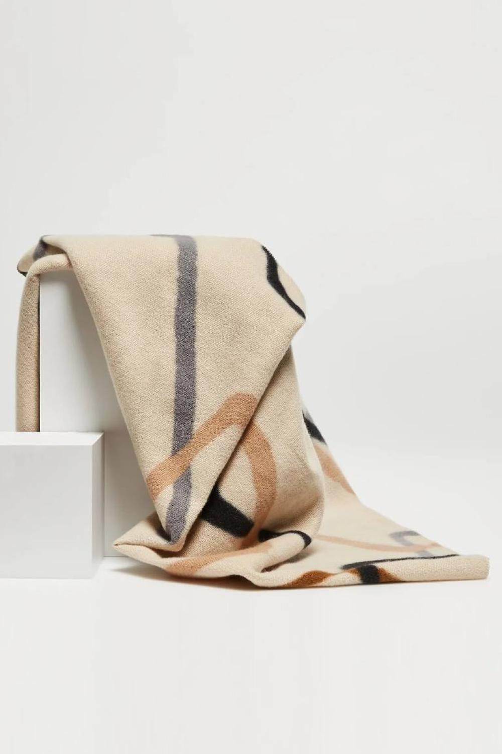 A beige scarf