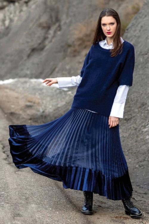 Blue pleated skirt SANIZA-K-Realiz