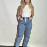 Blue jeans with elastic band