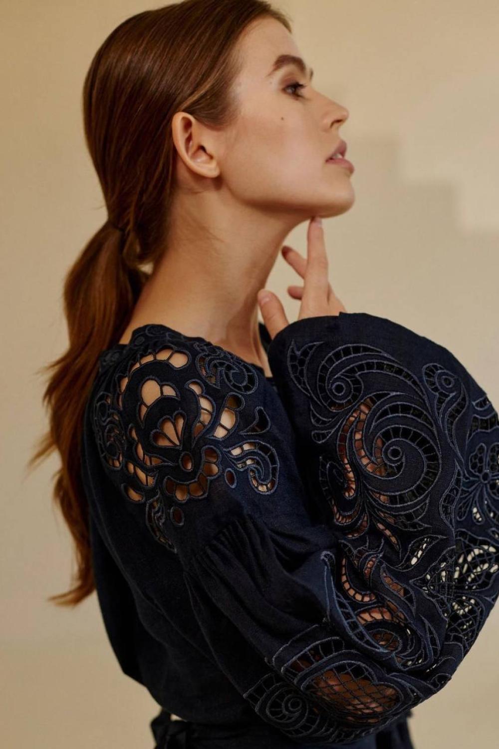 Embroidered GEM women's black Richelieu linen dress