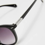 Black glasses