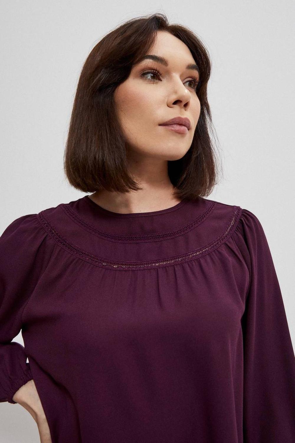Blouse in plum color