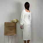 White dress 1389.2 with odor emission
