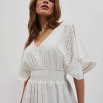 The dress is white from Moodo thread L-SU-4053