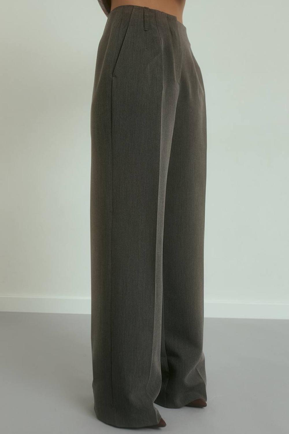 Classic straight trousers in graphite color