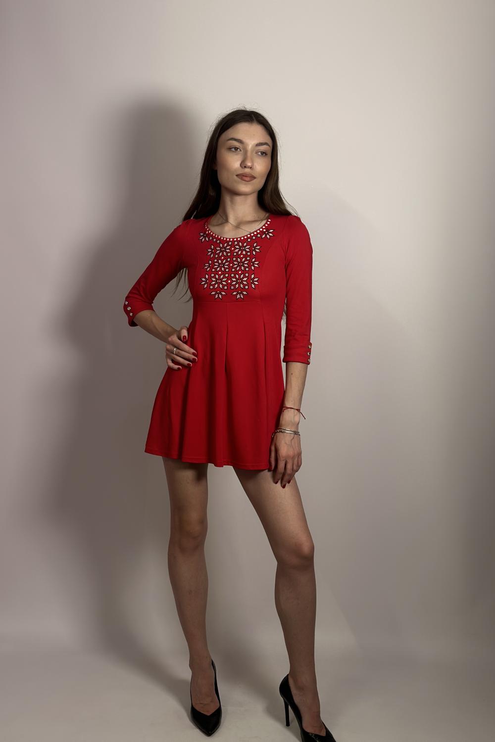 Red knitted embroidered dress M-1040