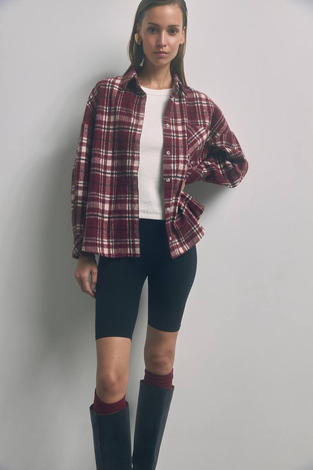 Stylish checkered shirt with patch pocket on the chest