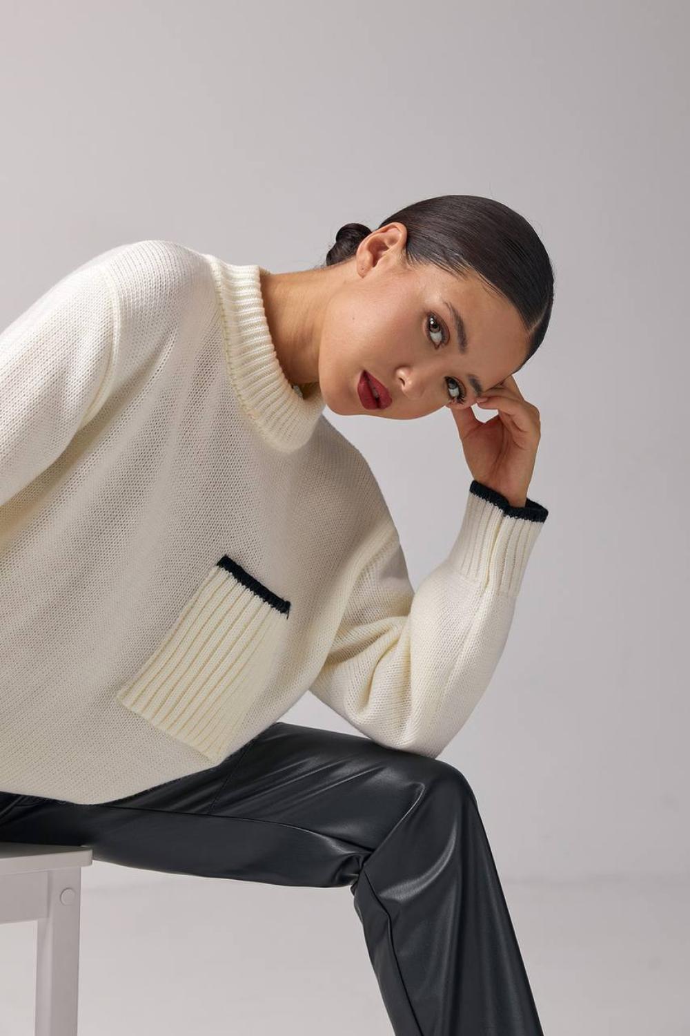 Women's warm ecru jumper