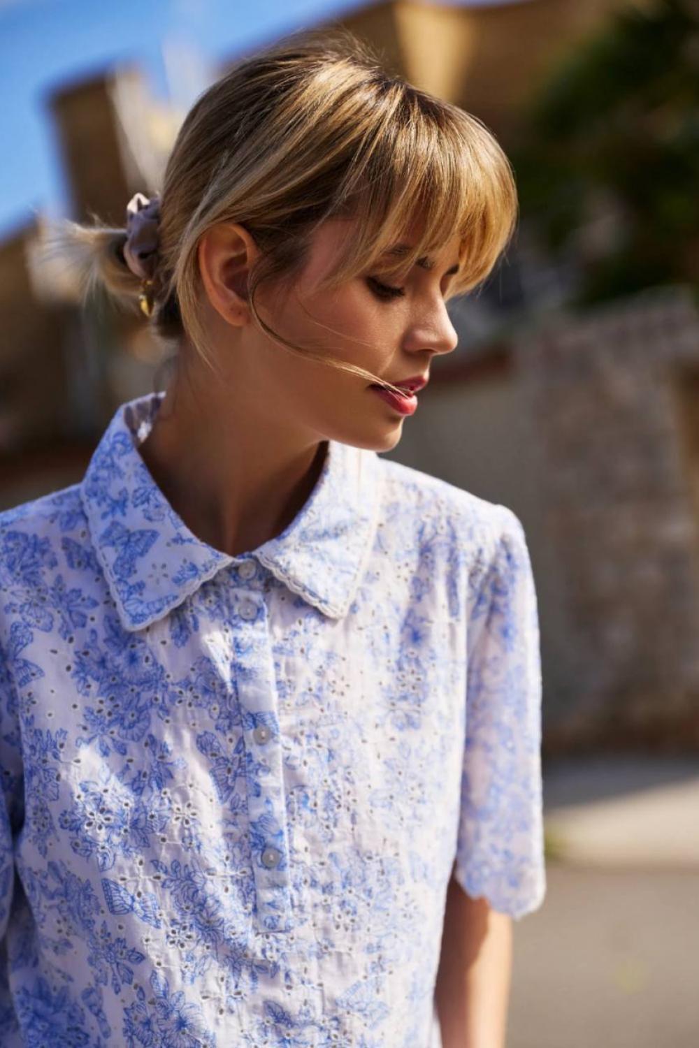 Blue calfskin blouse