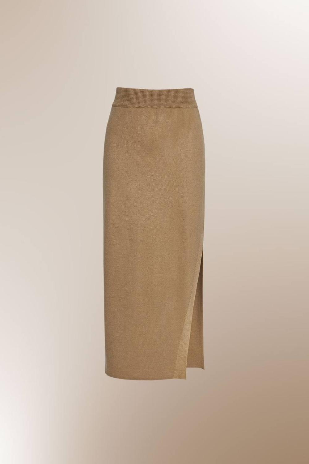 Classic knit skirt