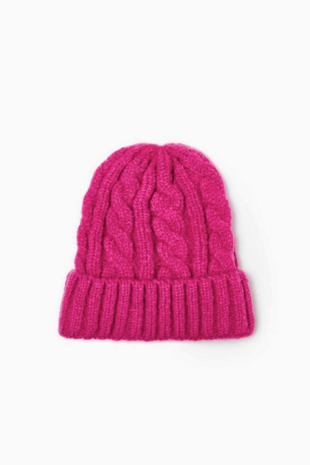 An pink hat