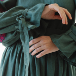 Green embroidered dress made of linen Memories EMBROIDERED GEM