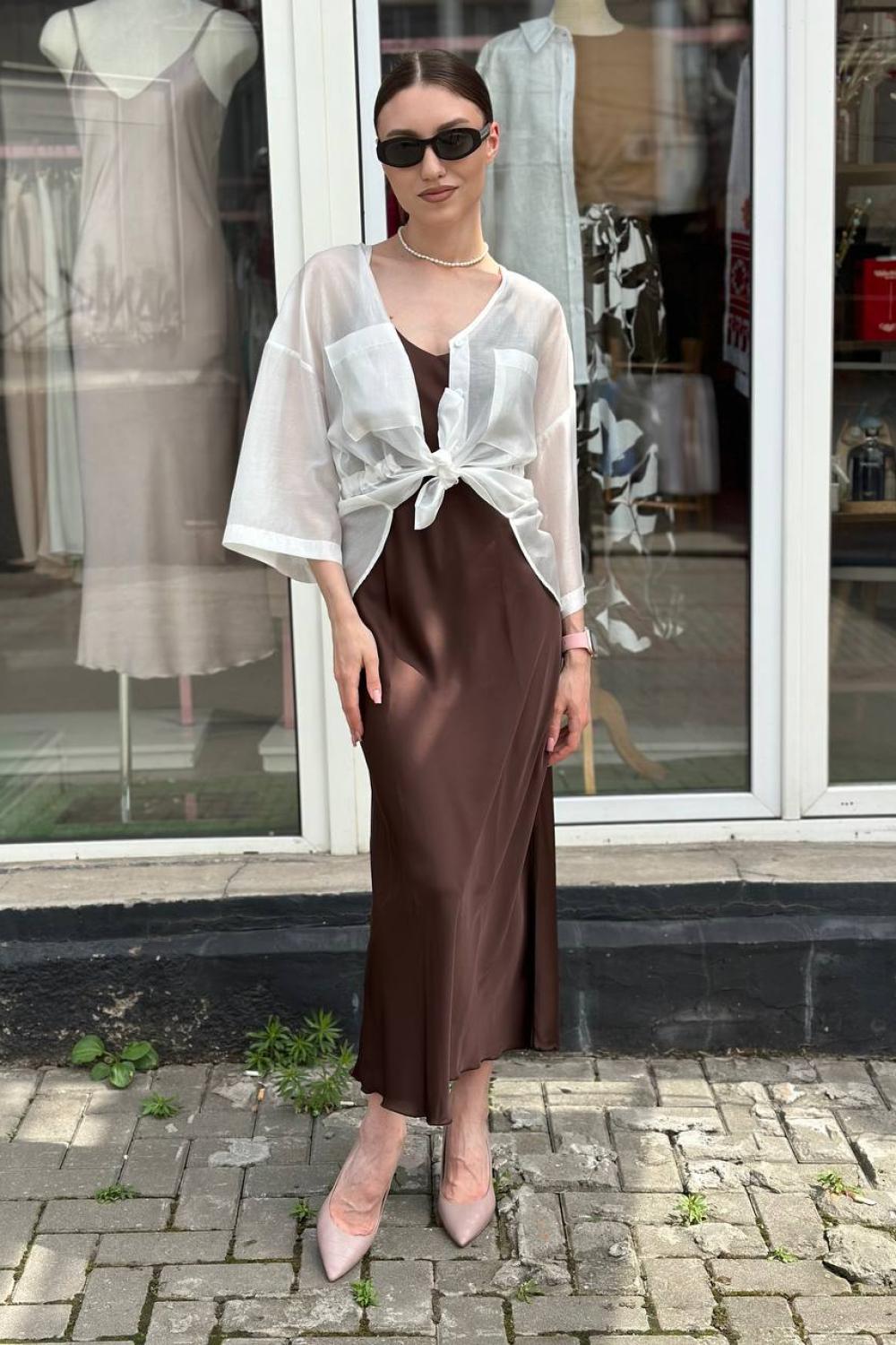Chocolate dress-combination made of silk.