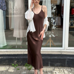 Chocolate dress-combination made of silk.