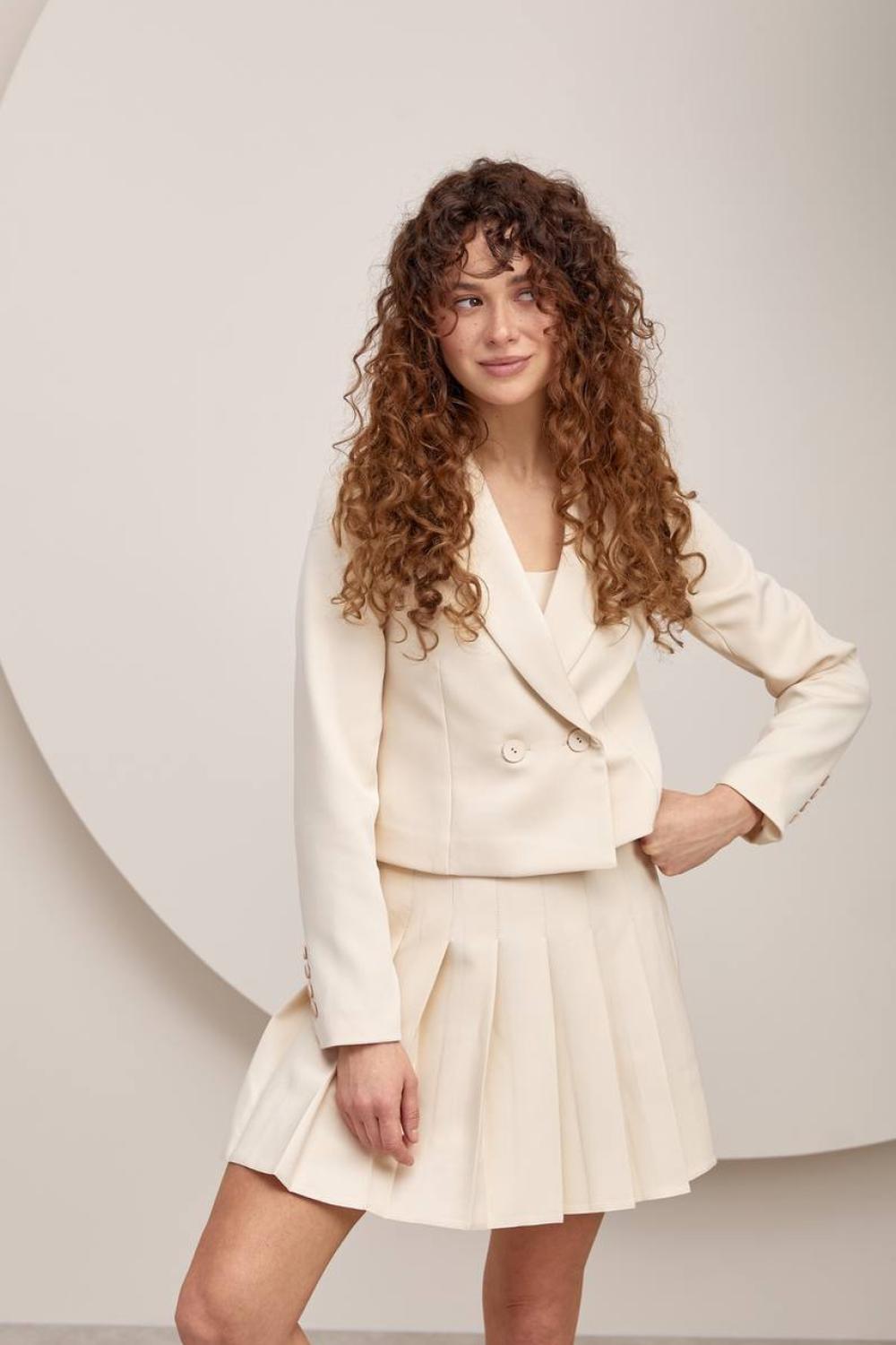 Vanilla pleated skirt