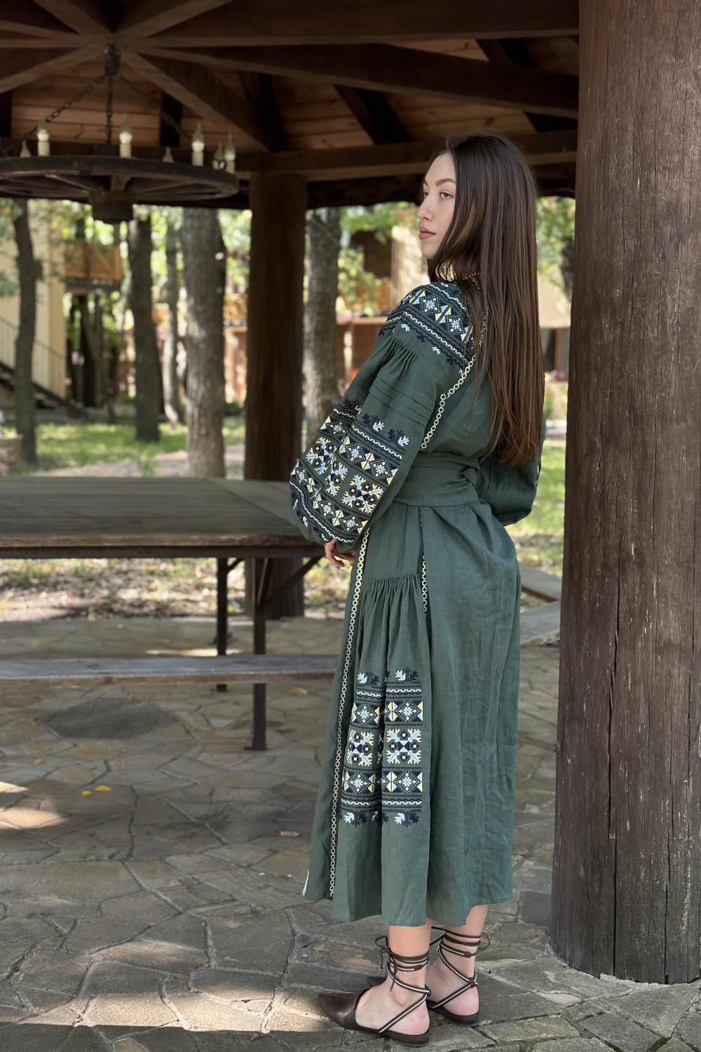 Women's linen embroidered dress Smaragd EMBROIDERED GEM