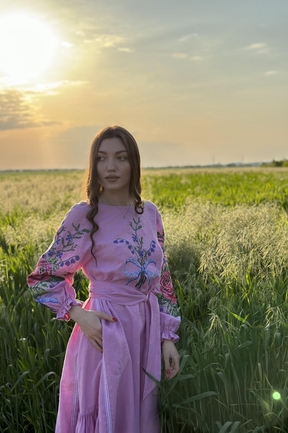 Сукня-вишиванка рожева Троянди