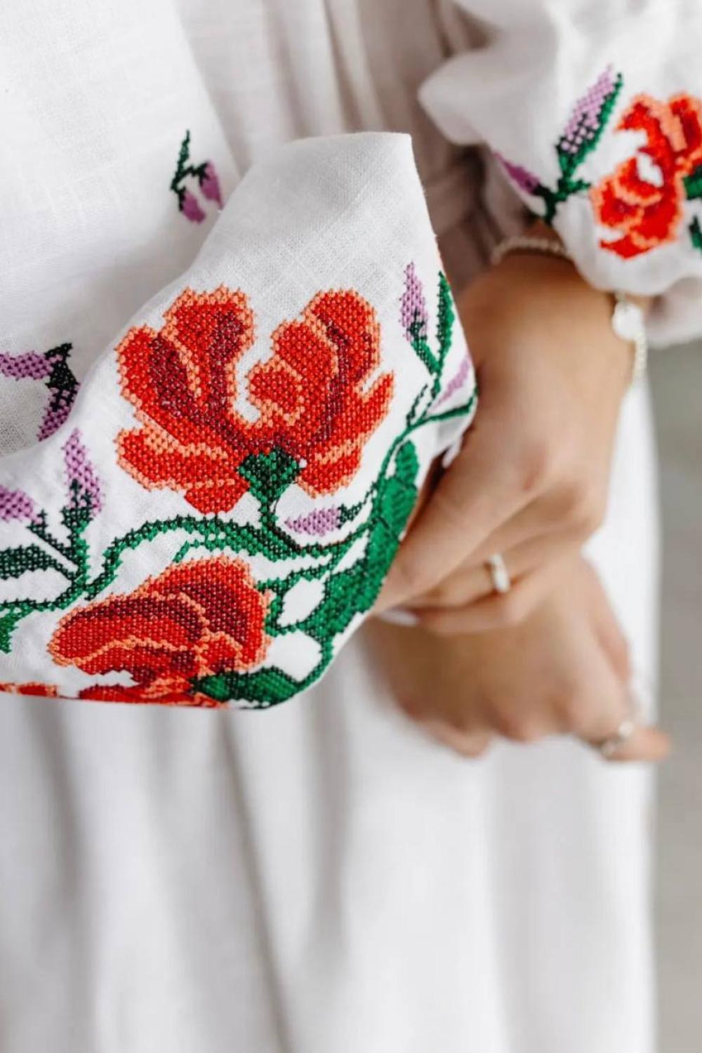 Embroidered midi dress white with red embroidery Charm