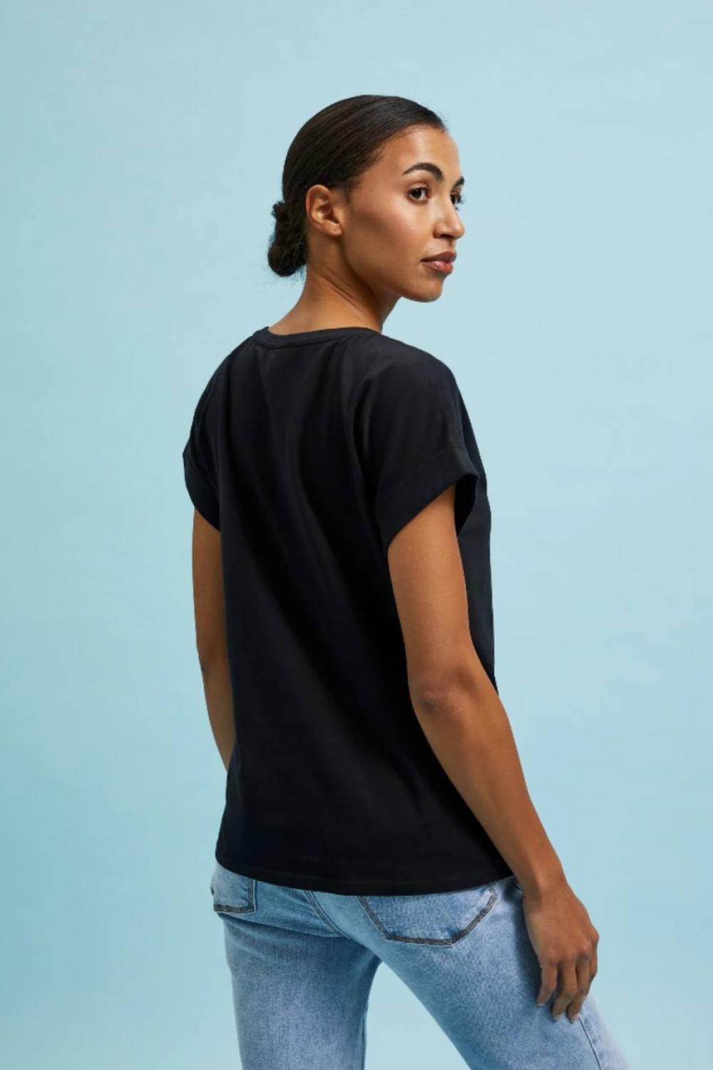Black T-shirt printed MOODO