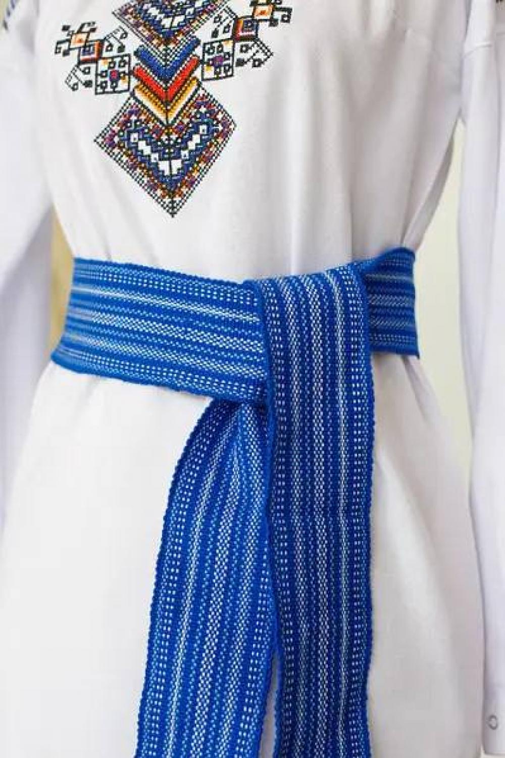 Belt edge to embroidered blue MEREZHKA