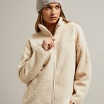 A beige hat