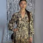 Сукня на запах в квітковий прннт медового кольору 20AH513. Франція. Yuka Paris