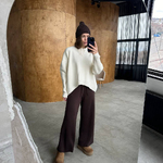 Молочний светр oversized