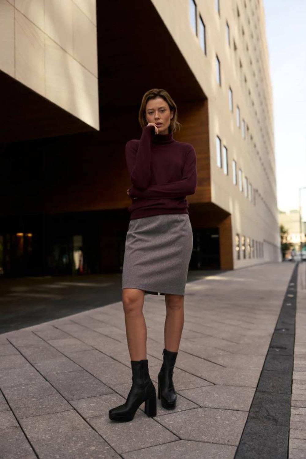 Grey pencil skirt, classic Z-SC-4802-L-realiz